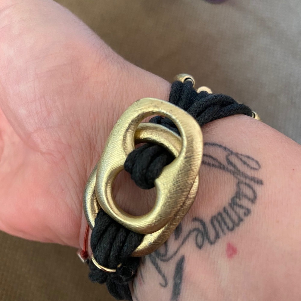 Jewelries - Picture 4 of 4